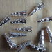 30 Coni copriperla traforati filigranati  metallo argento chiaro, 22x8 mm