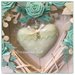 Cuore/fiocco nascita in vimini con roselline ,rametti e cuore bianchi e verde acqua
