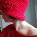 Cappello cloche rosso fatto a mano, cloche ad uncinetto, regalo per Natale