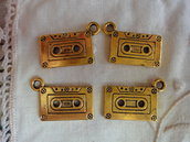4 Cassette Registratore in Metallo color oro 23x16mm.
