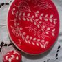 Piattino rotondo per sotto bottiglia con tappo di ceramica, creato a mano e graffito colore rosso