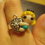 Anello Alice aggrappata Al Cuore