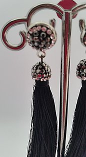 Orecchini Dangle Earring black and gold with strass buttom