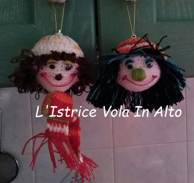 Coppia palline di Natale originali ad uncinetto Coppia palline di Natale originali ad uncinetto
