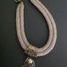 Collana corta con pendente