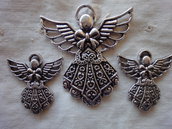 3 Ciondoli Angelo in metallo color argento 42x38mm. e 36x24mm.