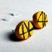 Orecchini Bottoni gialli e nero Asimmetrici - Orecchini astratti, orecchini grafica giapponese, orecchini in legno