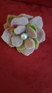 Anello lana cotta con fiore e perla