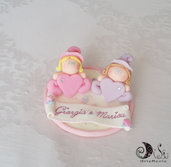 Cake topper follette con cuore speciale gemelle, decorazione torta con pergamena personalizzabile spciale gemelline