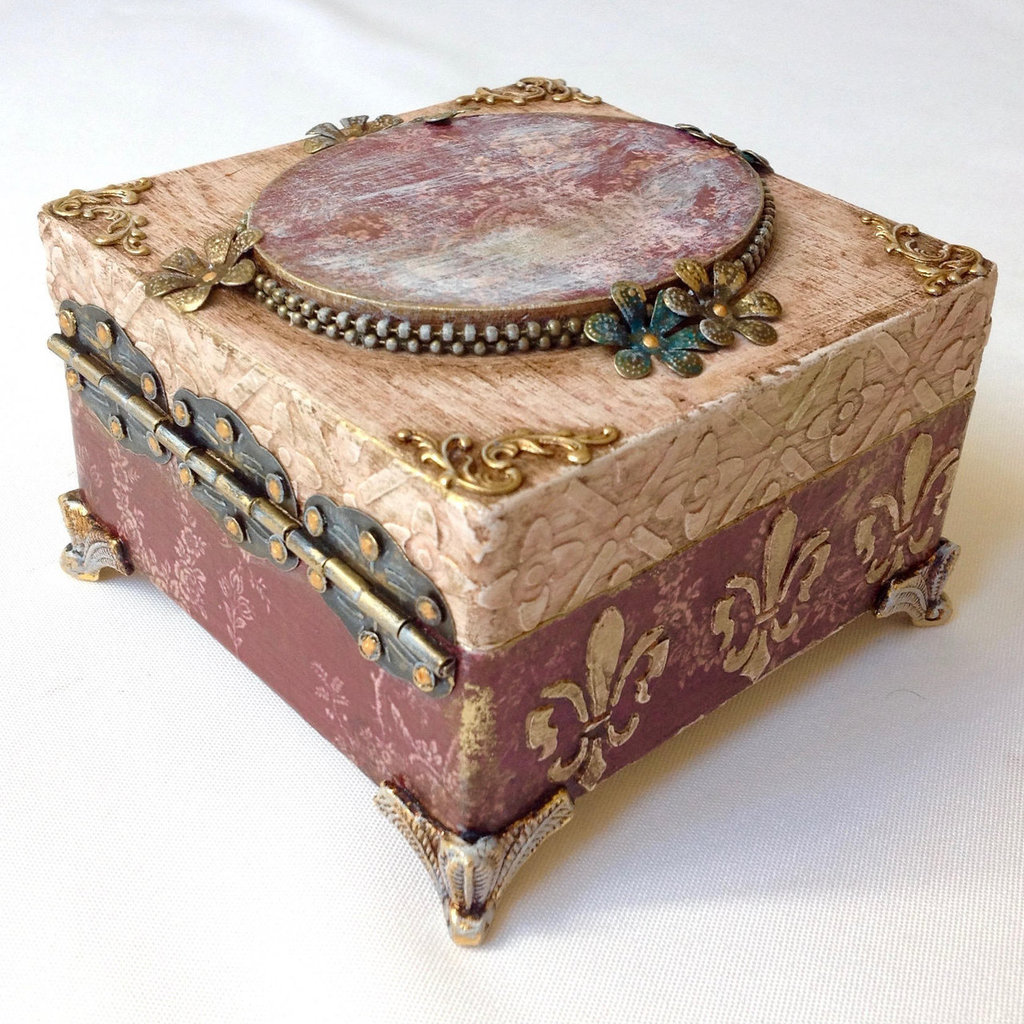 Portagioielli In Legno Di Mango Artigianale – Scatola Decorativa Intagliata A Mano (Rosa, 20x12x6 Cm)