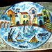 Piatto murale di ceramica artistica unico nuovo con motivo di case affacciate sul fosso e barche sparse