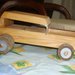 Auto giocattolo in legno