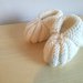 Scarpine neonato/neonata color panna lavorate a maglia, scarpine unisex fatte a mano