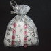 Orecchini rosa e bianchi + confezione, idea regalo San valentino