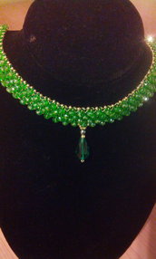 Collarino verde smeraldo