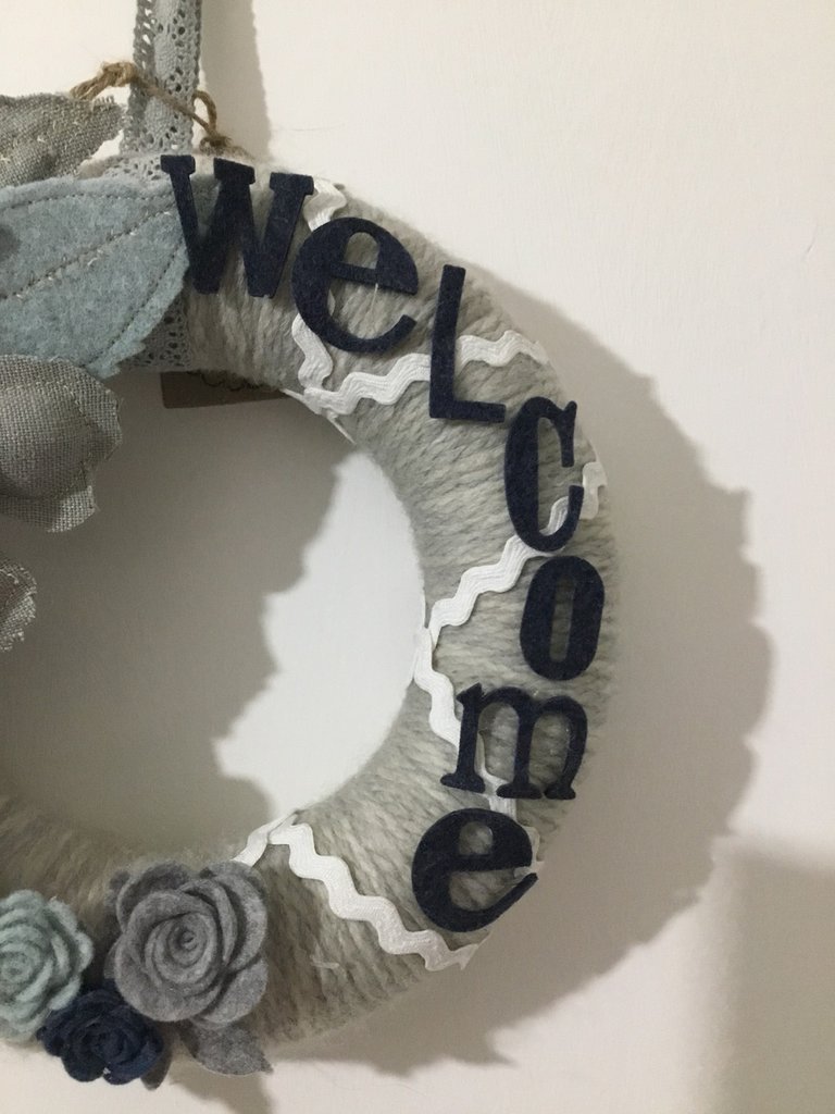 Koliphy Banner di benvenuto, decorazione per casa e ritorno, adatto per riunioni, feste di famiglia, inizio scuola, feste (oro nero