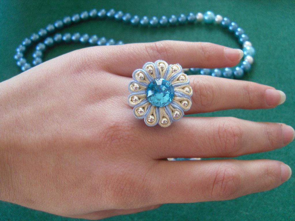 Tata Gisèle Parure con Collana Fantasia e Orecchini Pendenti Assortiti