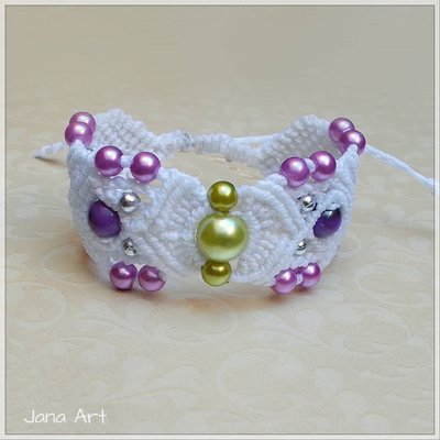 Bracciale "Snow" in macramé Bracciale "Snow" in macramé
