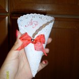 Vendita Coni Bianchi per Comunione Matrimonio | Coni in Tela