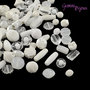 Lotto 50 grammi perle acrilico mix di forme, bianco