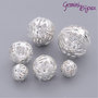 Lotto 10 perle in metallo filigranate argentate, mix di misure