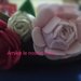 cesto in feltro e pannolenci con rose personalizzate