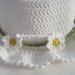 cappellino bimba con piccola balza - cotone bianco - uncinetto - Battesimo