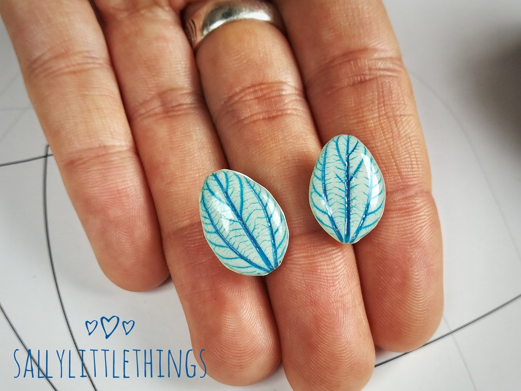 Orecchini Passanti Per Lobo A Forma Di Foglia - Argento Sterling 925