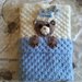 Coperta neonato fatta a mano con cuore e  gli iniziali, Coperta con orsetto e iniziali fatta ad uncinetto, coperta da carrozzina personalizzata