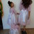 Madre, sorella e bambino, set di abiti per una vacanza indimenticabile, abito elegante in bianco e rosa con sette otto maniche, bel vestito, vestito rosa per bambini,