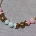 Collana lunga con perle in pasta di mais - Bianco, rosa, oro