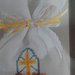 Sacchetti Porta Confetti Santa Cresima, simboli sacri ricamati a punto croce