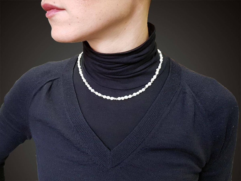 Collana Perle Di Fiume Irregolari Collana girocollo in perle irregolari di fiume con pepite in argent