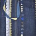 Borsa in jeans piatta decorata con bottoni e nastri