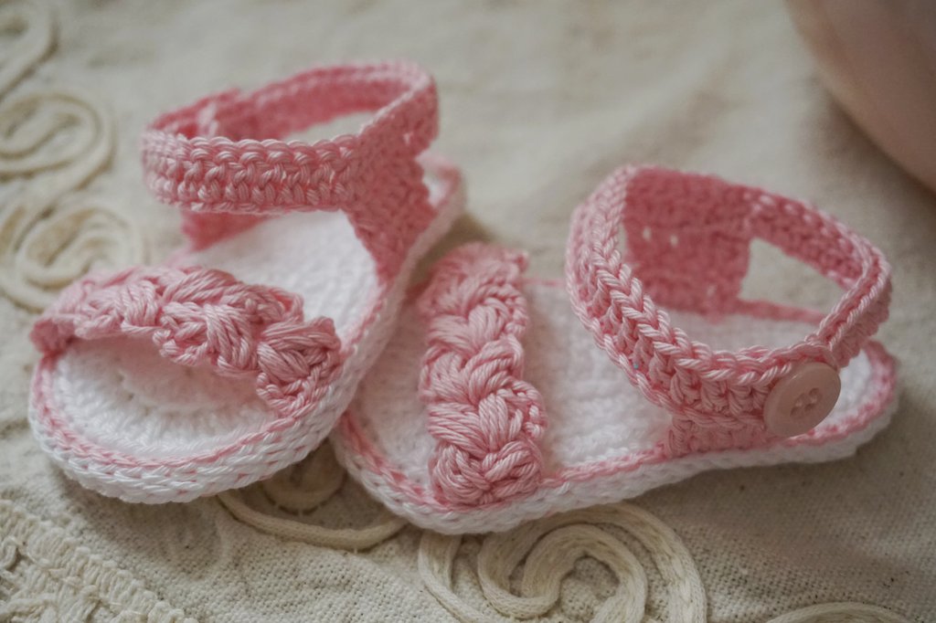 Sandaletti neonato 0-3 mesi - Bambini - Abbigliamento - di Filo sul | su  MissHobby