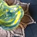 2° piccolo vassoio di ceramica verde sfumato e giallo, svuota tasche o porta caramelle o cioccolatini	