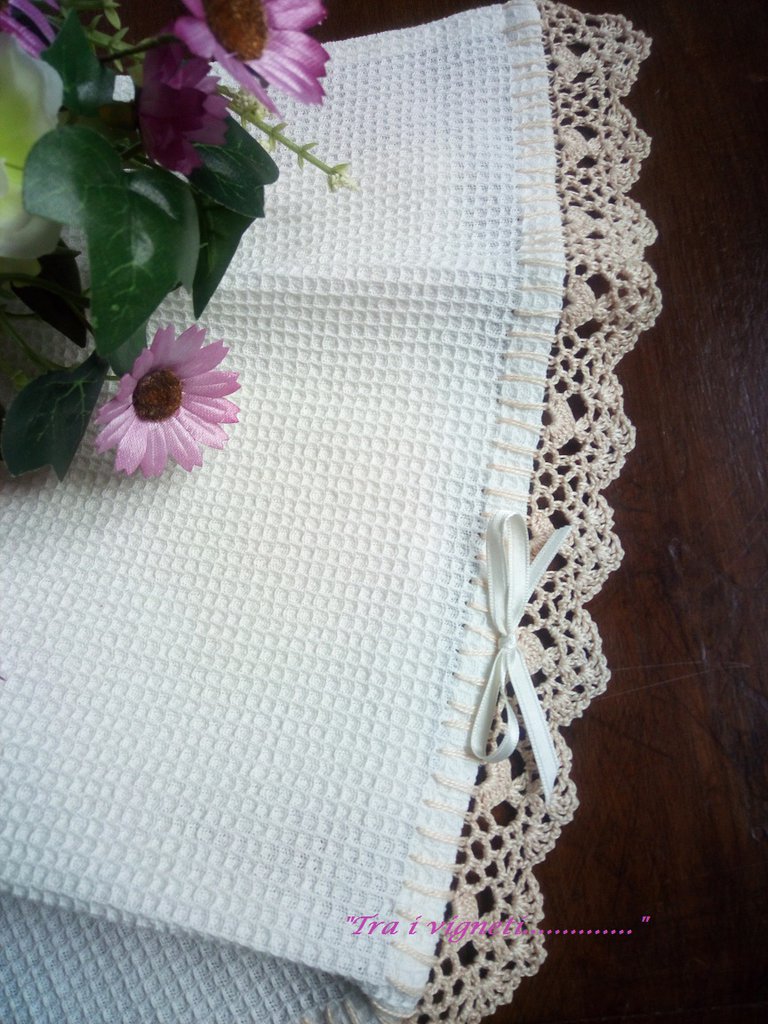 Laura Ashley Set Di 2 Tappeti Bagno Antiscivolo 100% Cotone Con Bordo Uncinetto, Grigio Talpa, 43x61 E 50x81 Cm
