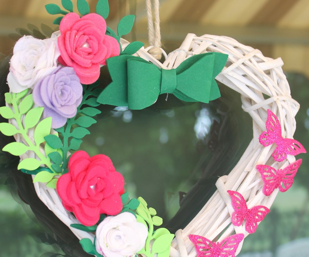 Ghirlanda Di Farfalle Con Ali Di Piume - Set Da 2, 9 Farfalle Colorate Ciascuna, 114 Cm Di Lunghezza, Decorazione Primaverile Per Festa E Casa