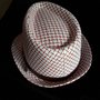 Cappello in carta