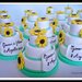 Mini wedding cake con girasoli e pergamena personalizzata con nomi sposi e data nozze. Realizzate a mano, in pasta di mais. made in Italy