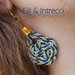 orecchini pendenti a nodi blu, azzurro e oro artigianali