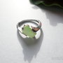 anello pietra opale occhio di gatto verde in metallo su misura 