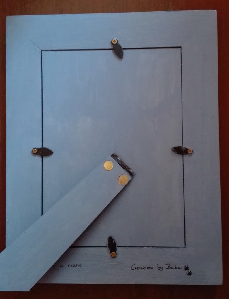 Tavolo allungabile da 48 a 140cm, in legno colore rovere scuro. 3 configurazioni