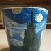Vaso in terracotta decorato a mano. 17 cm