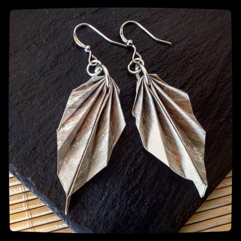 Orecchini origami Leaf Gioielli Orecchini di Olmery Creazioni
