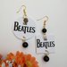 Beatles orecchini di carta pendenti con ciondolo a forma di rettangolo in bianco e nero