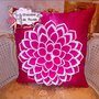 Cuscino con fiore 3d fucsia