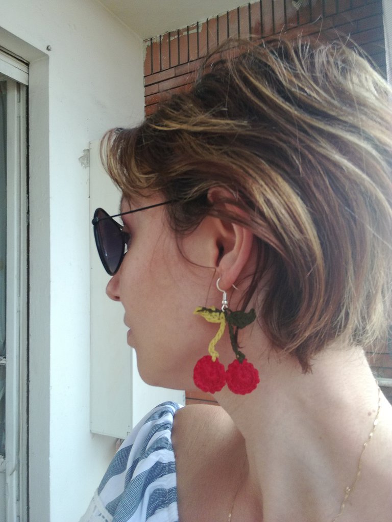2 Paia Orecchini Pendenti A Forma Di Ciliegia 3D - Gioielli Dolci E Carini In Plastica Leggera Per Donne E Ragazze, Colori Rosso E Rosso Scuro, Accessorio Moda Giovane