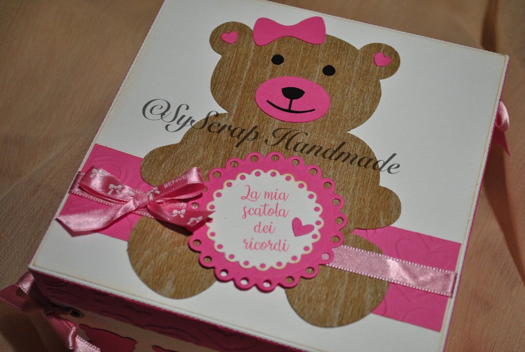WHITE COTTON CARDS Scatola Ricordi New Baby: Coniglietto Rosa, Grande 27x32 Cm, Fatta A Mano UK