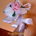Bouquet di rose ad uncinetto bianche e rosa idea regalo